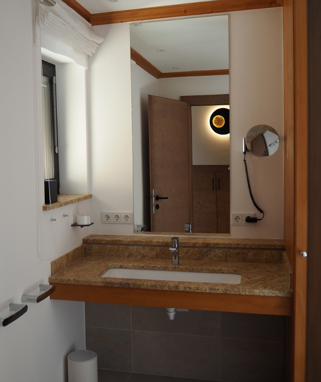 Ferienwohnung Rottach-Egern Laerche10 Badezimmer